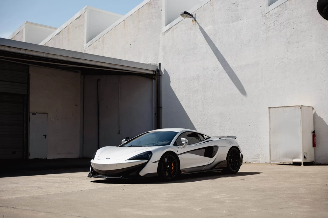 2019 McLaren 600LT - Image 16 of 31