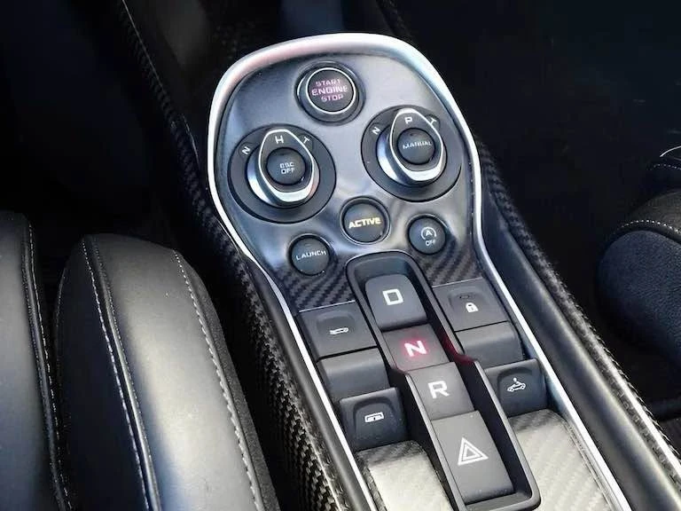 2020 McLaren 600LT Spider - Image 14 of 18