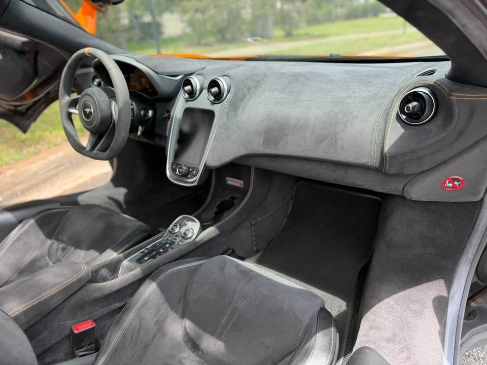 2020 McLaren 600LT Spider - Image 16 of 18
