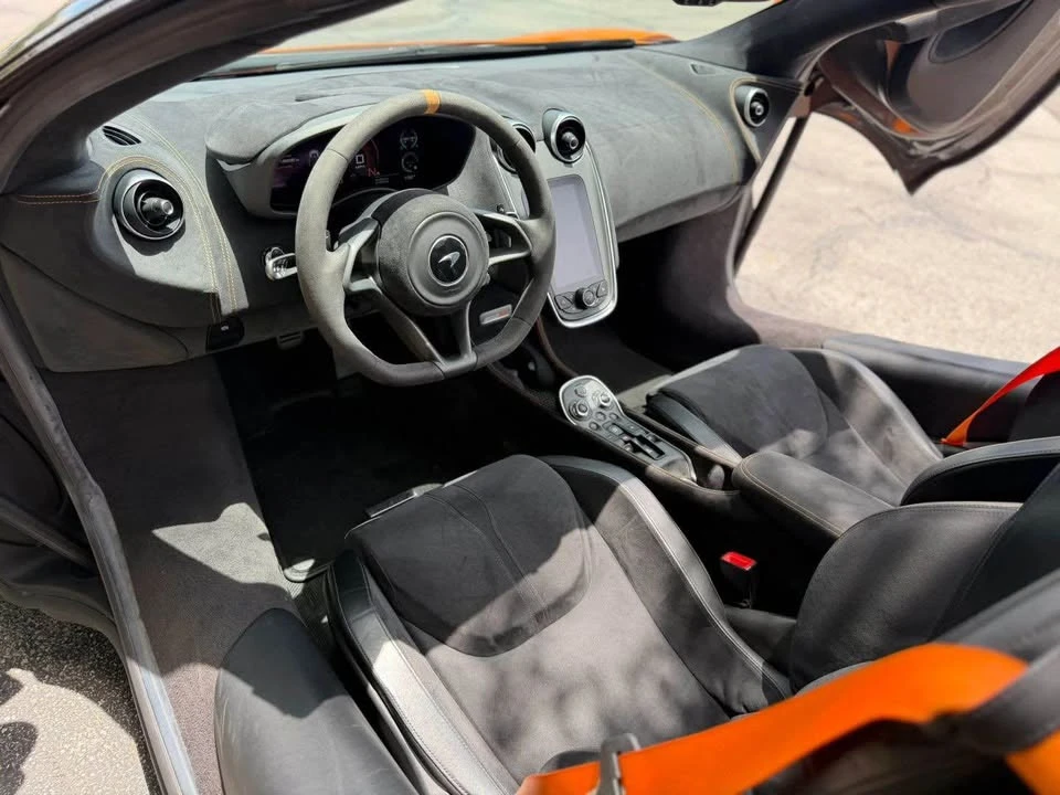 2020 McLaren 600LT Spider - Image 14 of 18