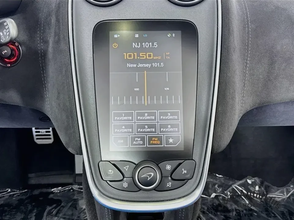 2020 McLaren 600LT Spider - Image 17 of 20