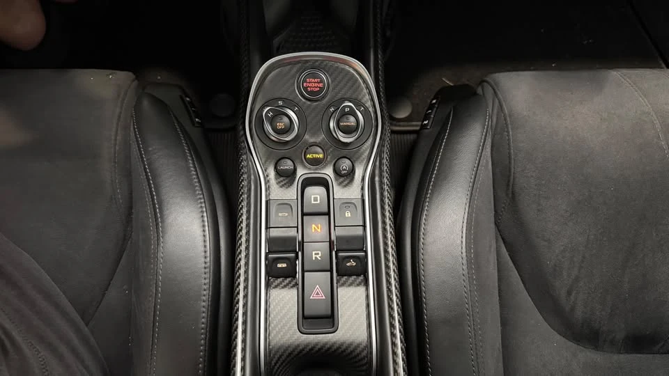 2020 McLaren 600LT Spider - Image 19 of 20