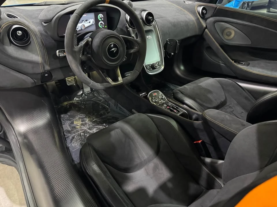 2020 McLaren 600LT - Image 10 of 15