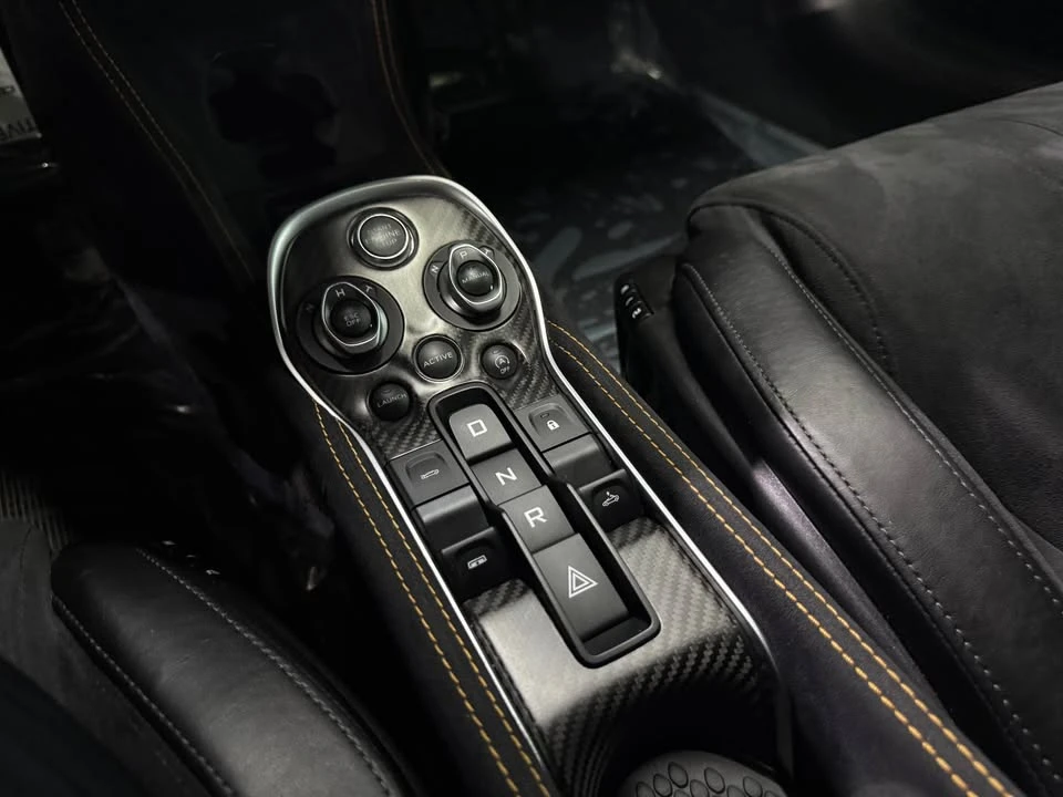 2020 McLaren 600LT - Image 8 of 15