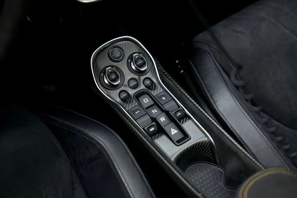 2020 McLaren 600LT - Image 17 of 19