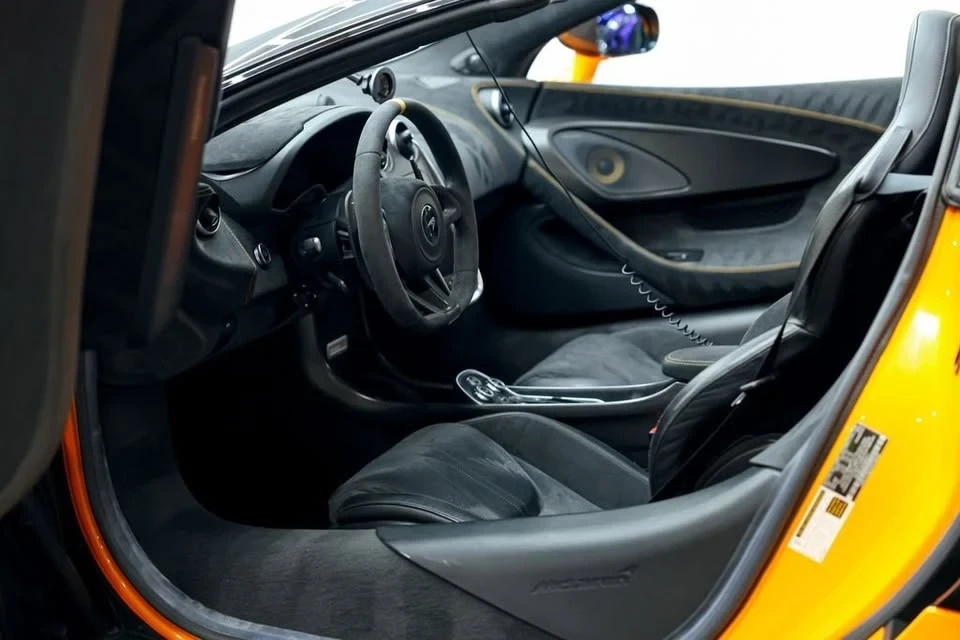 2020 McLaren 600LT - Image 18 of 19