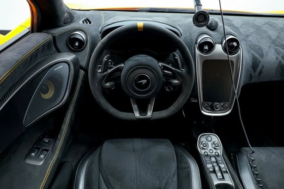 2020 McLaren 600LT - Image 16 of 19