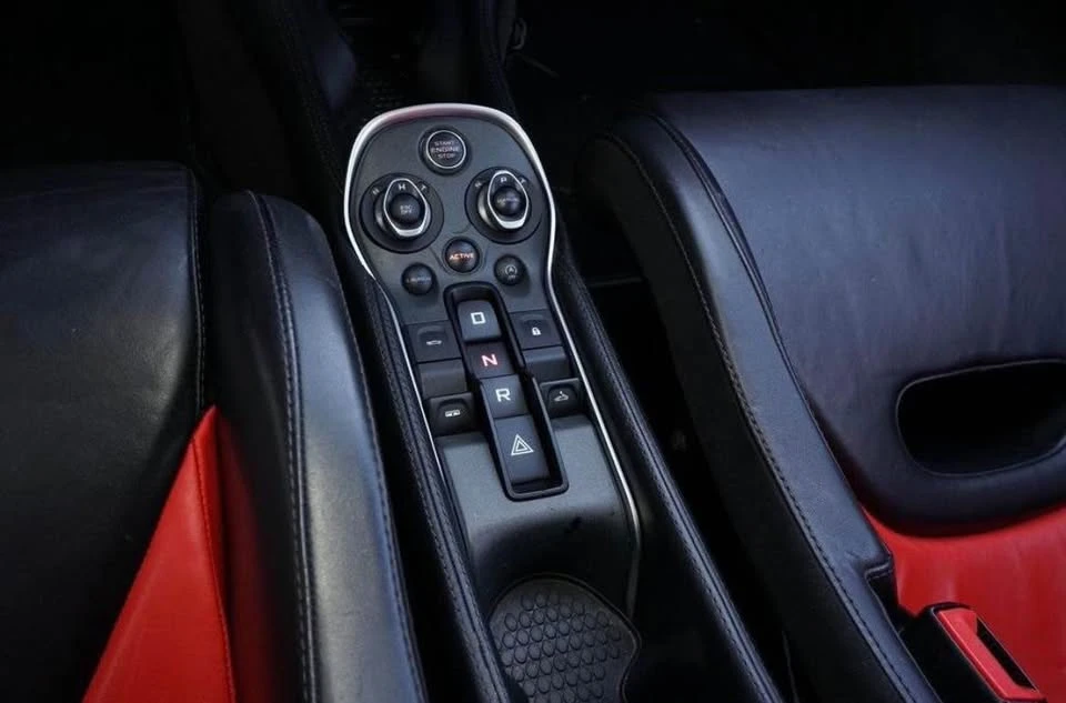 2020 McLaren 600LT Spider - Image 16 of 20