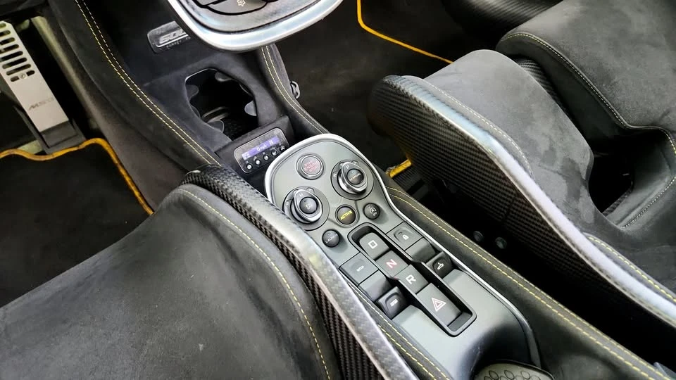 2020 McLaren 600LT - Image 12 of 15