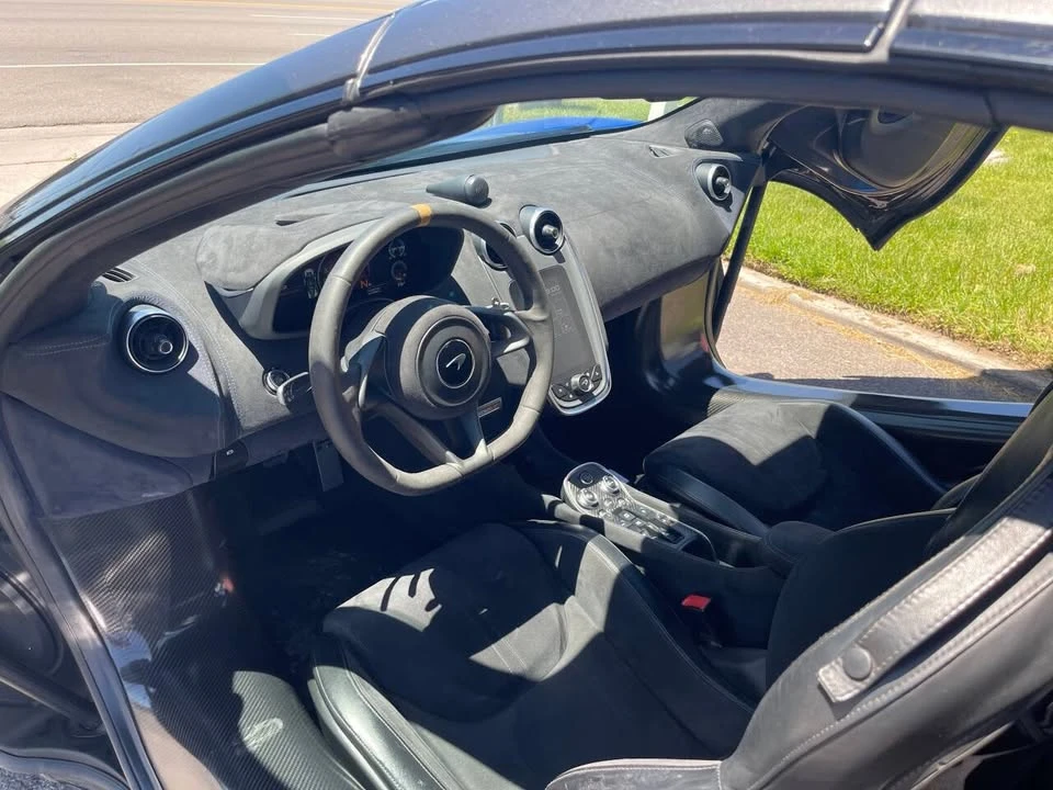 2020 McLaren 600LT Spider - Image 16 of 17
