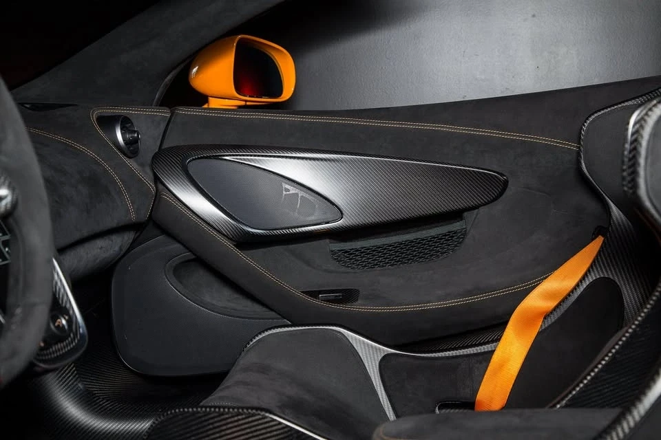 2020 McLaren 600LT Spider - Image 11 of 18