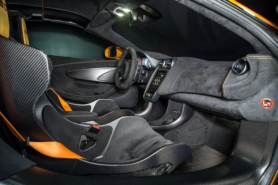 2020 McLaren 600LT Spider - Image 13 of 18