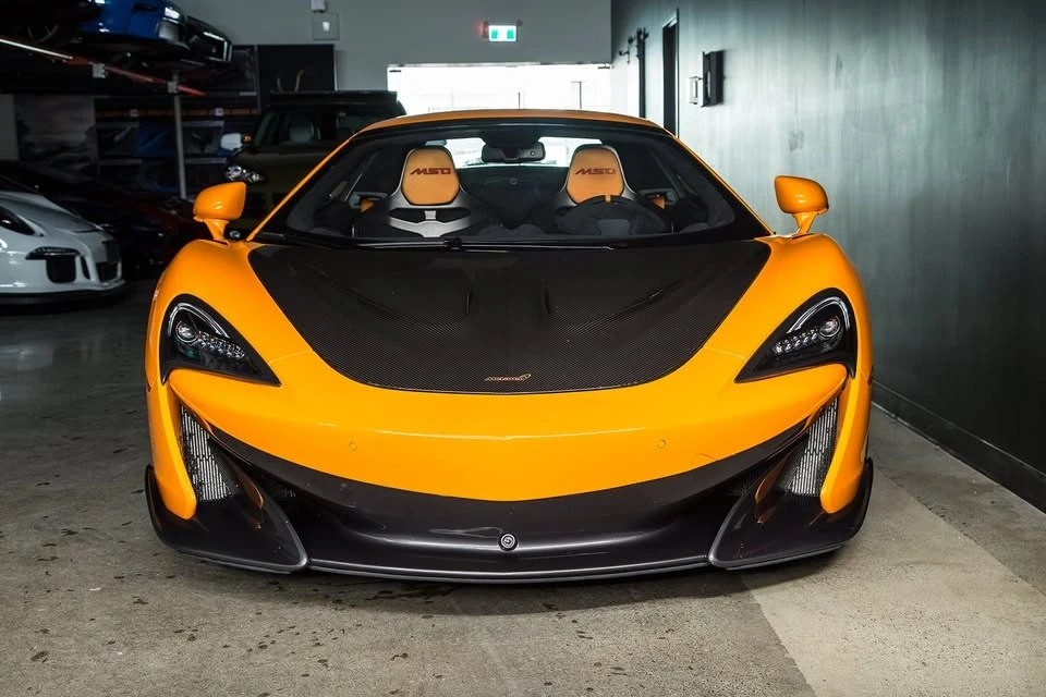 2020 McLaren 600LT Spider - Image 17 of 18