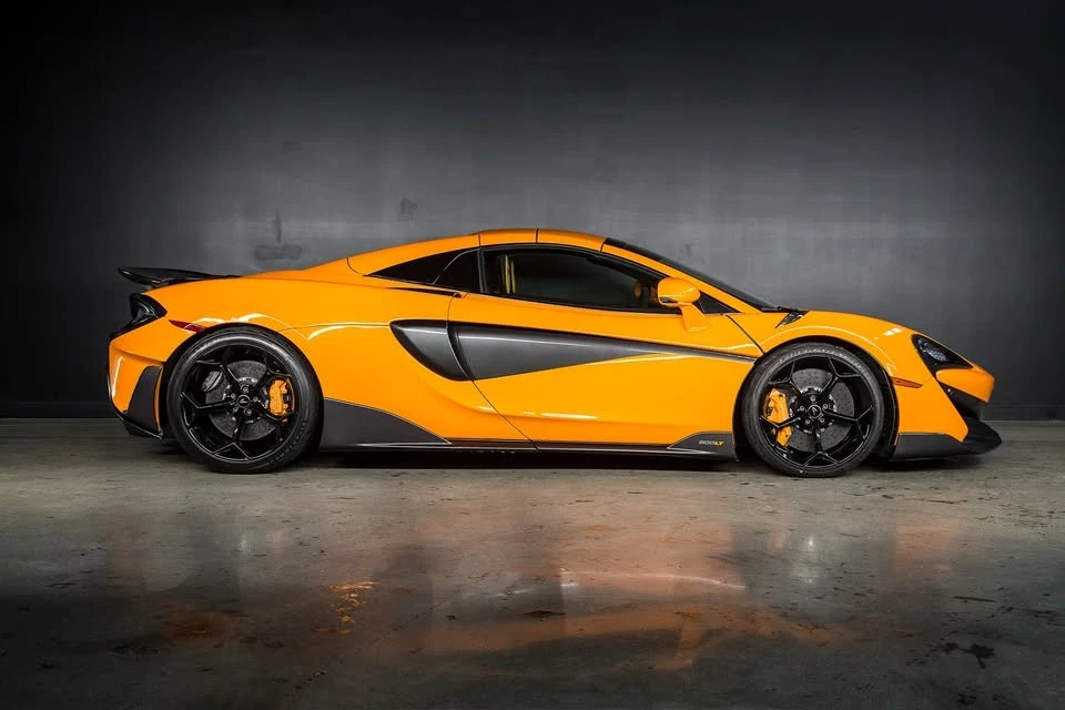 2020 McLaren 600LT Spider - Image 2 of 18