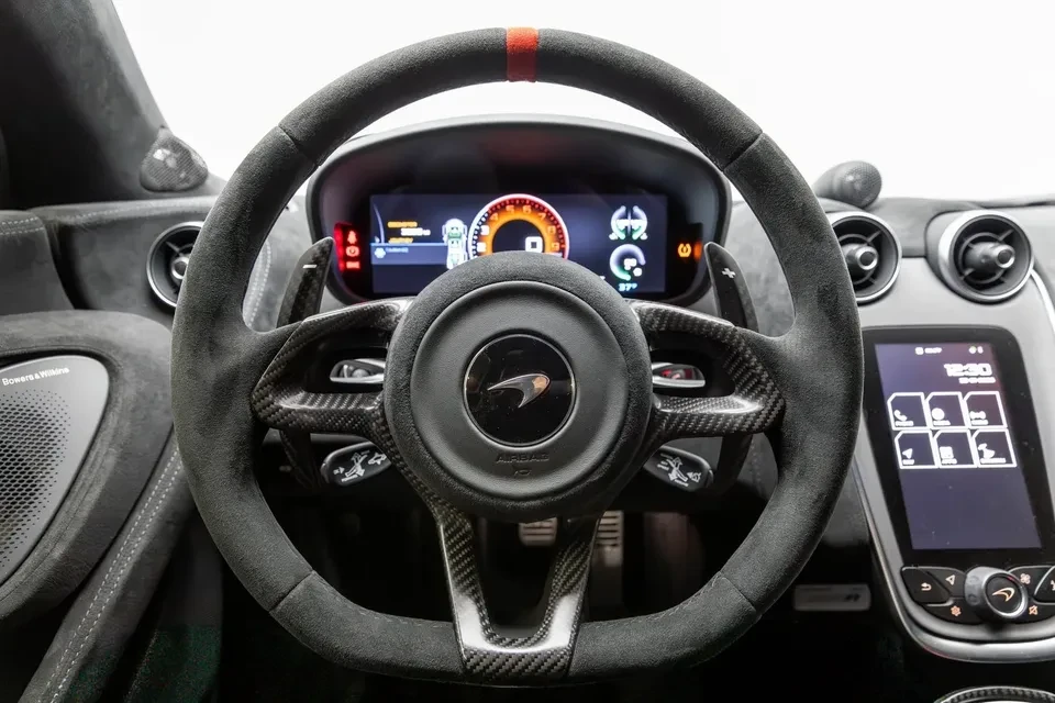 2020 McLaren 620R - Image 14 of 20