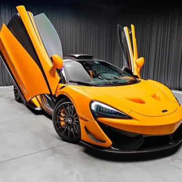 2020 McLaren 620R