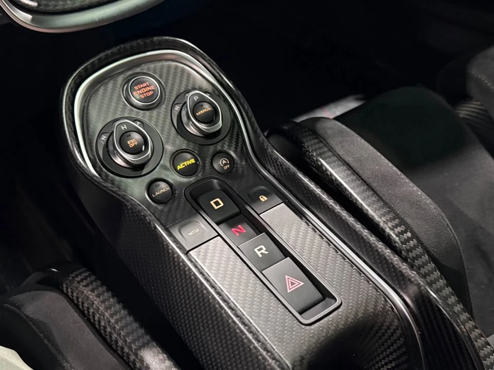 2020 McLaren 620R - Image 17 of 20