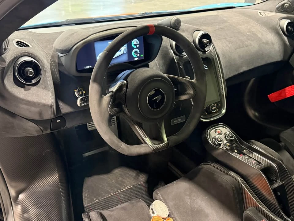 2020 McLaren 620R - Image 10 of 20