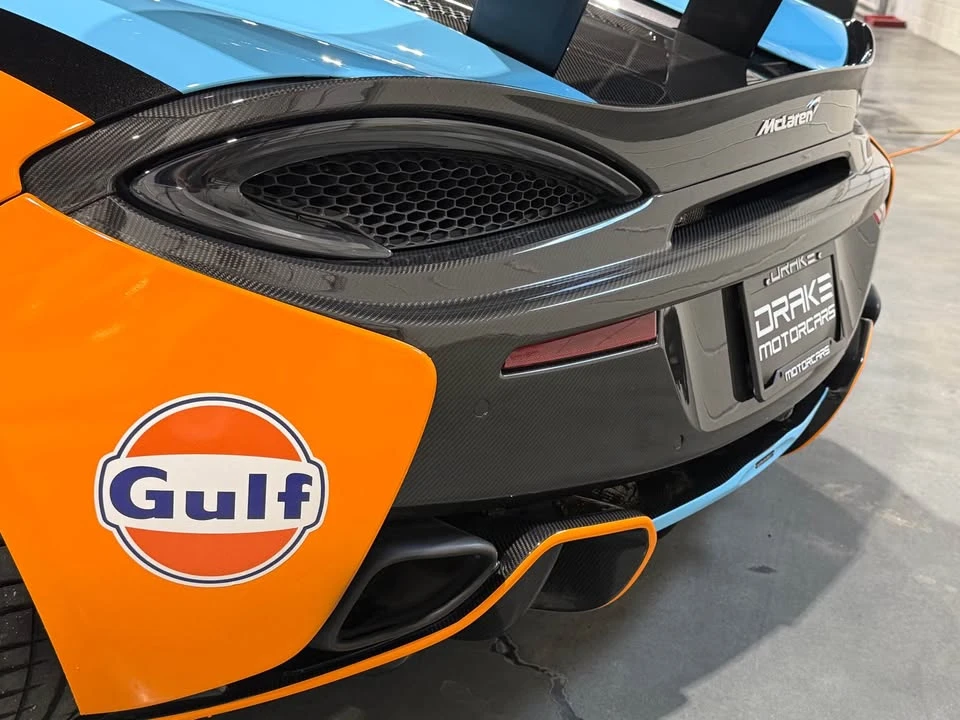 2020 McLaren 620R - Image 14 of 20