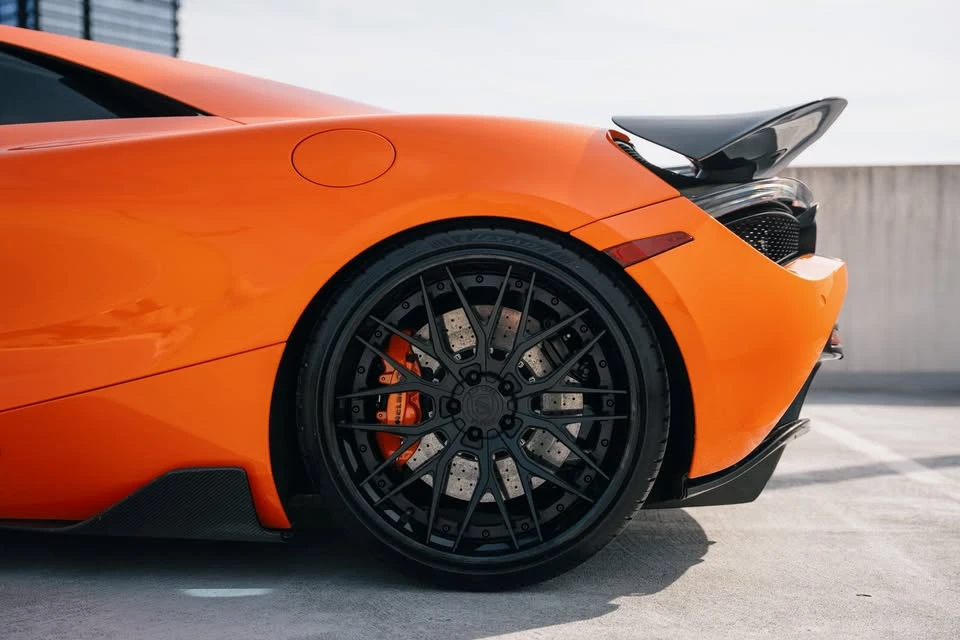 2020 McLaren 720S Spider - Image 8 of 17