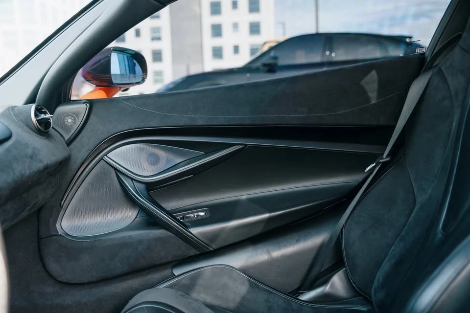 2020 McLaren 720S Spider - Image 12 of 17
