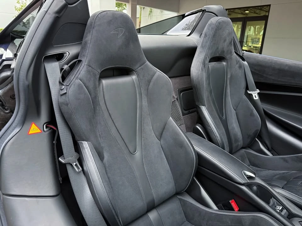 2020 McLaren 720S Spider - Image 17 of 18