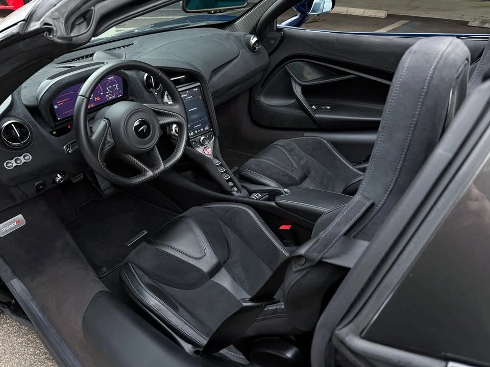 2020 McLaren 720S Spider - Image 2 of 18