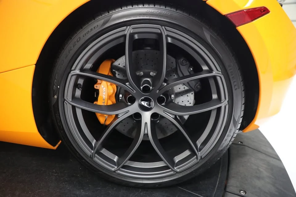 2020 McLaren 720S Spider - Image 11 of 12