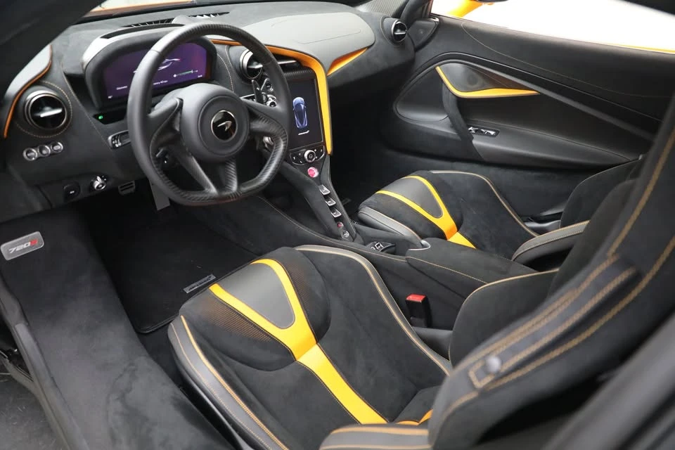 2020 McLaren 720S Spider - Image 7 of 12