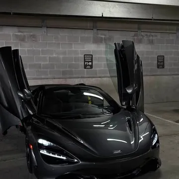 2020 McLaren 720S Performance Convertible 2D