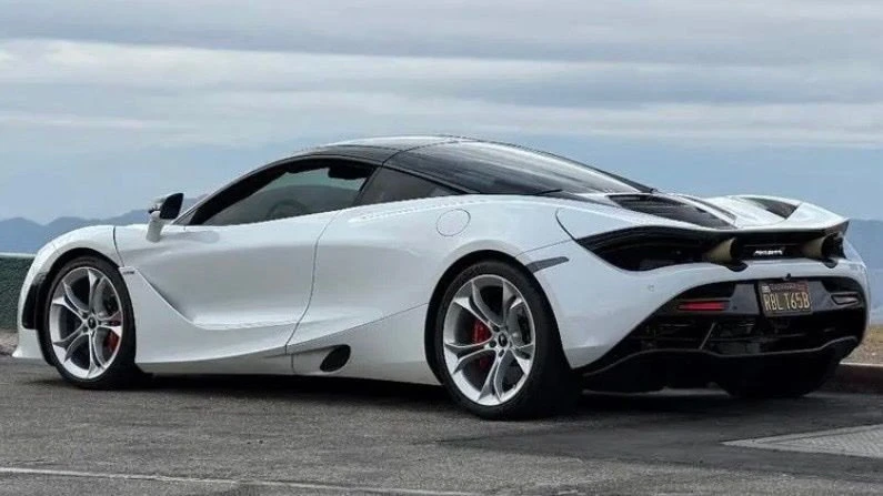2020 McLaren 720S - Image 8 of 20