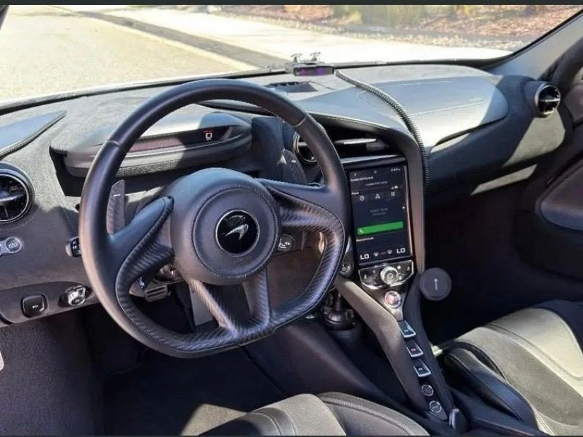 2020 McLaren 720S - Image 19 of 20