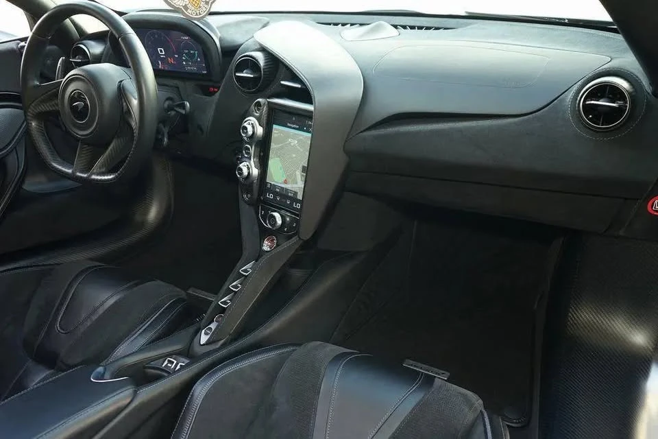 2020 McLaren 720S - Image 14 of 19