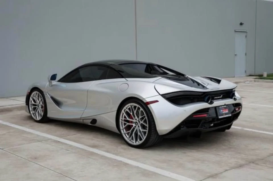 2020 McLaren 720S Spider - Image 15 of 16