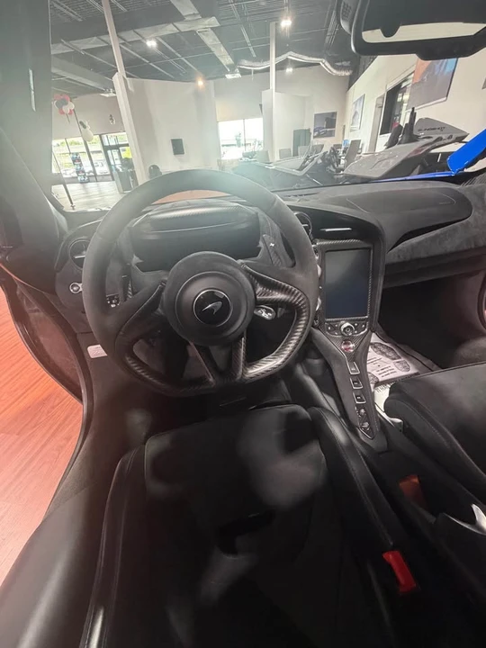 2020 McLaren 720S Spider - Image 7 of 12