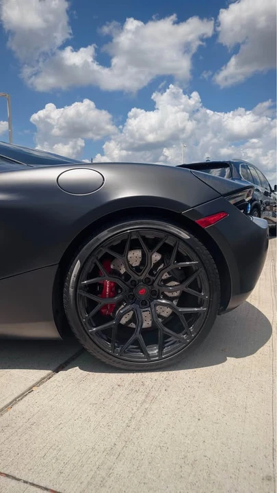 2020 McLaren 720S Spider - Image 9 of 16