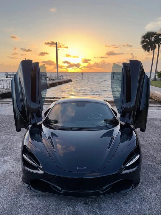 2020 McLaren 720S Spider - Image 2 of 10