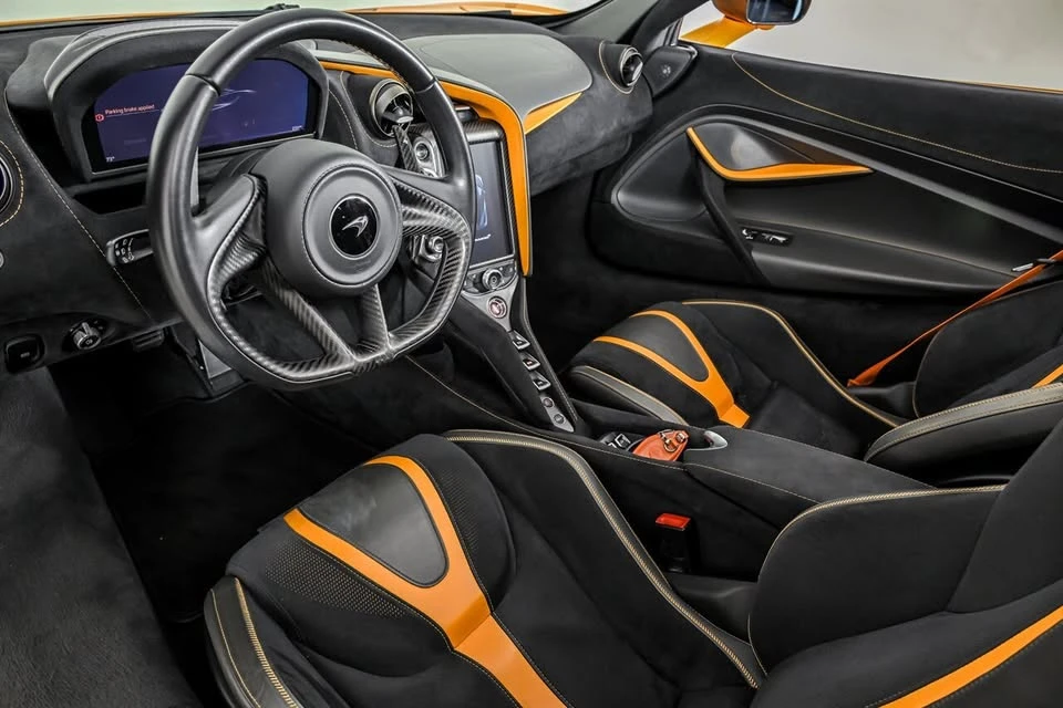 2020 McLaren 720S Spider - Image 17 of 20