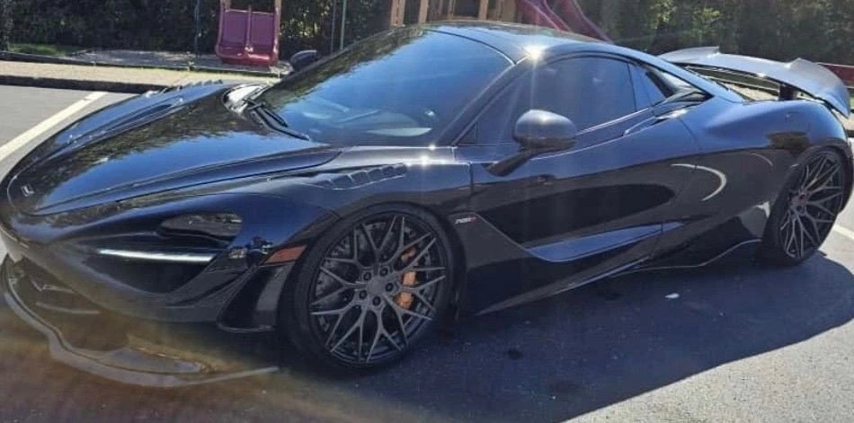 2020 McLaren 720S - Image 3 of 20