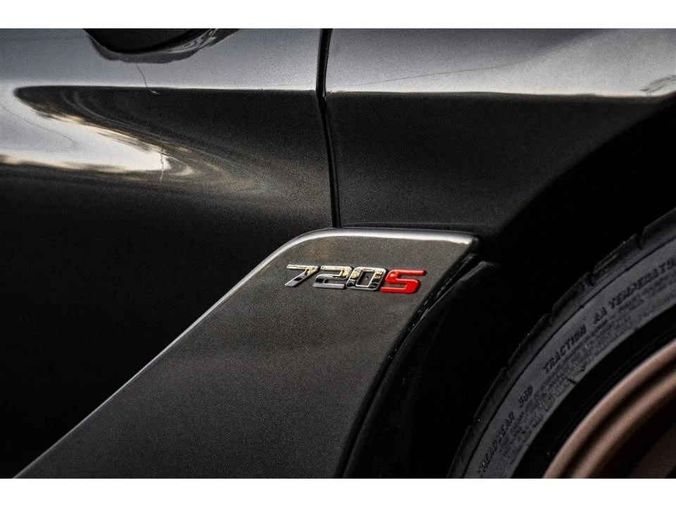 2020 McLaren 720S - Image 17 of 19