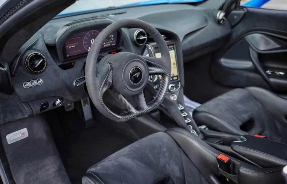 2020 McLaren 720S - Image 11 of 15