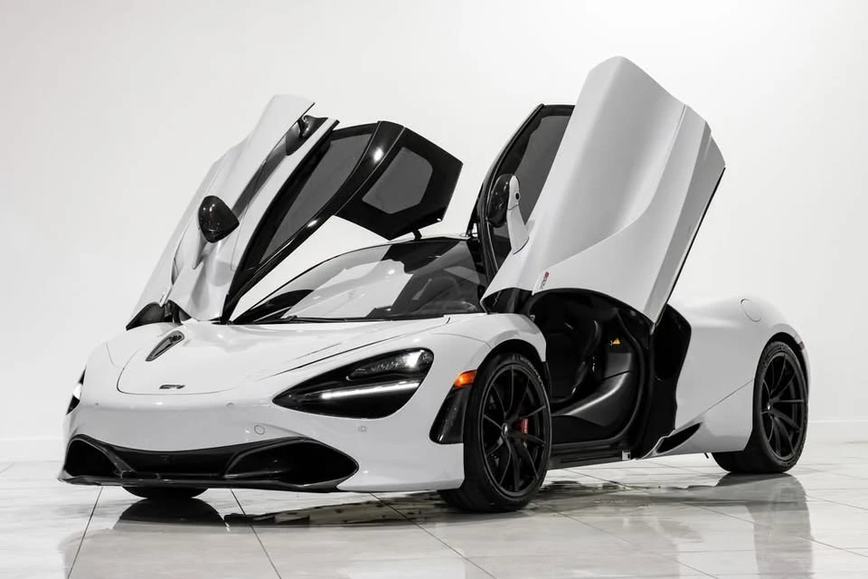 2020 McLaren 720S - Image 2 of 17