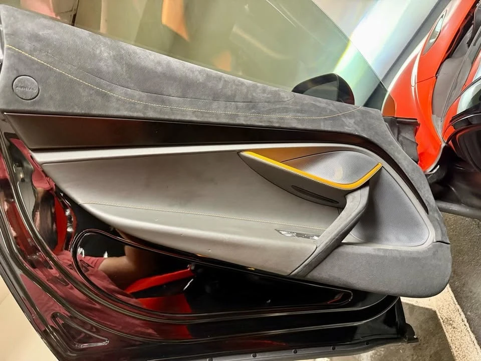 2020 McLaren 720S - Image 19 of 20