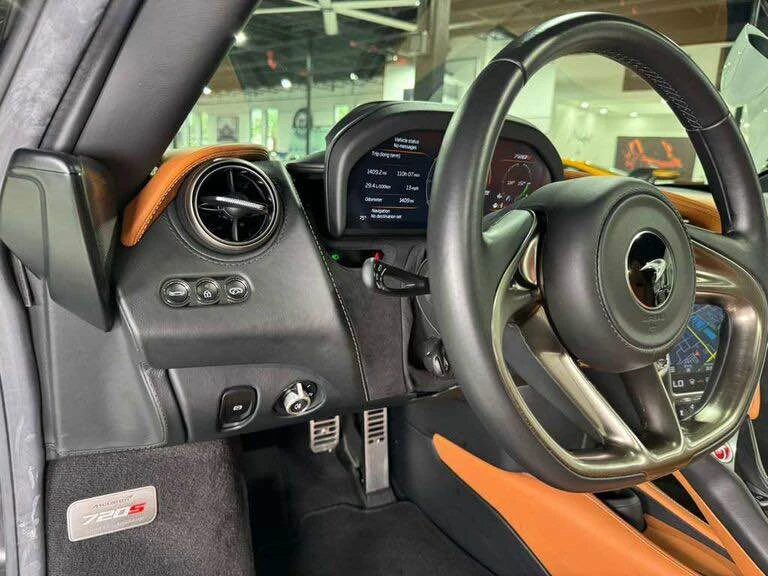 2020 McLaren 720S Spider - Image 13 of 17