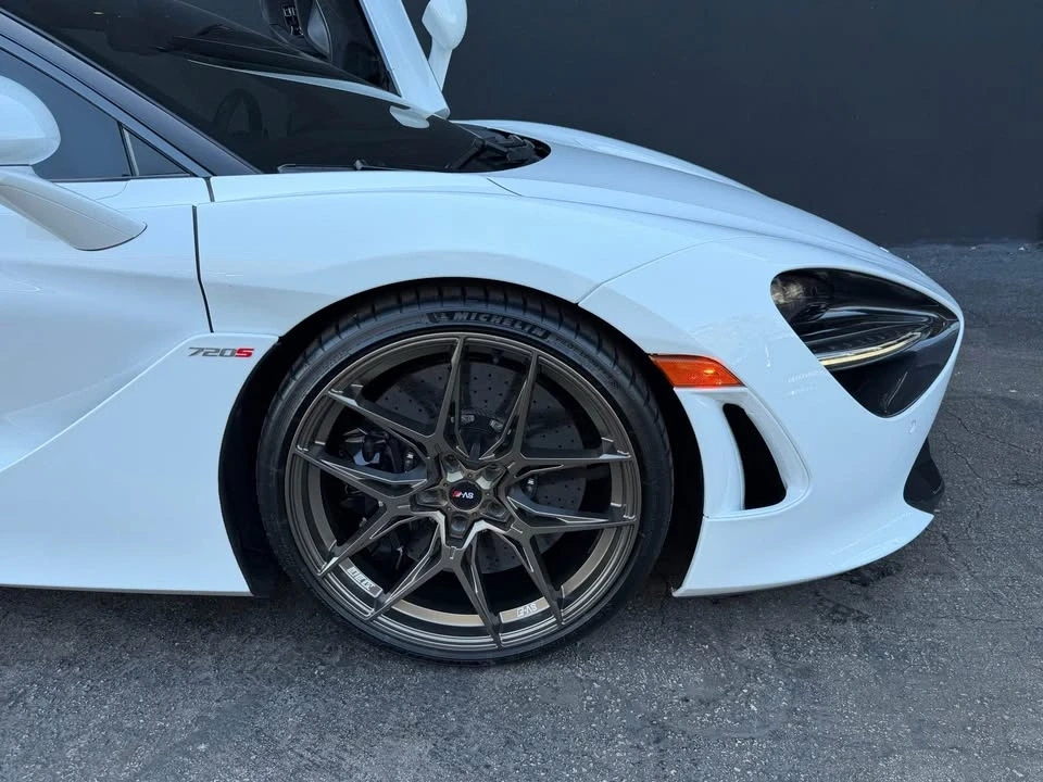 2020 McLaren 720S Spider - Image 7 of 10