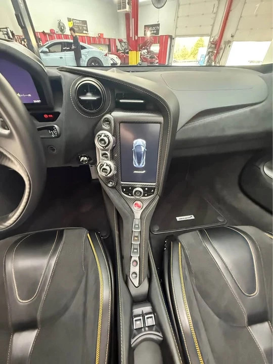 2020 McLaren 720S Spider - Image 9 of 10