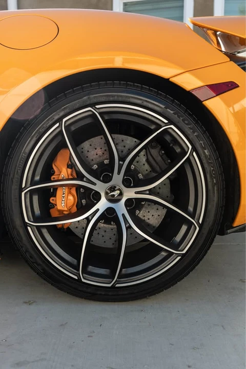 2020 McLaren 720S Spider - Image 18 of 20