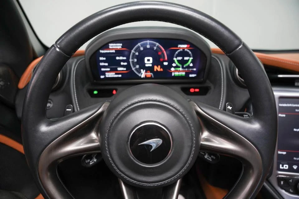 2020 McLaren 720S Spider - Image 15 of 16
