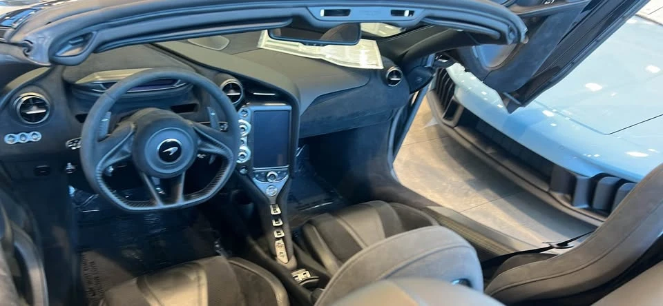 2020 McLaren 720S Spider - Image 4 of 8