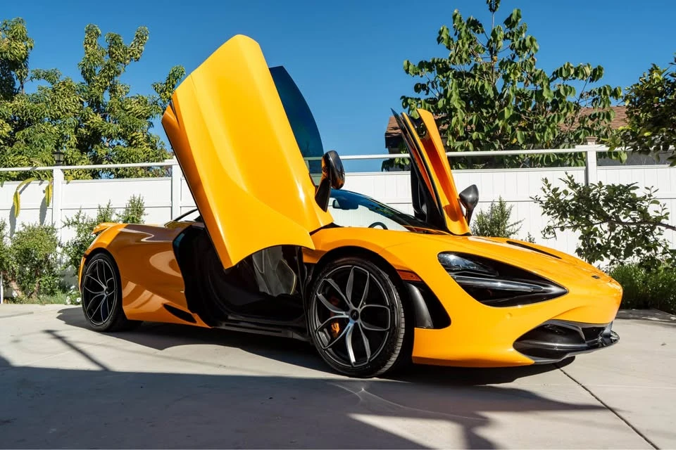 2020 McLaren 720S Spider - Image 2 of 20